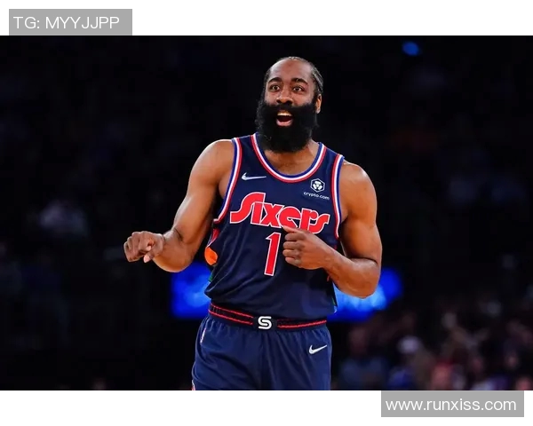 篮网主场擒76人，哈登快攻砍下20分，战术调整见成效